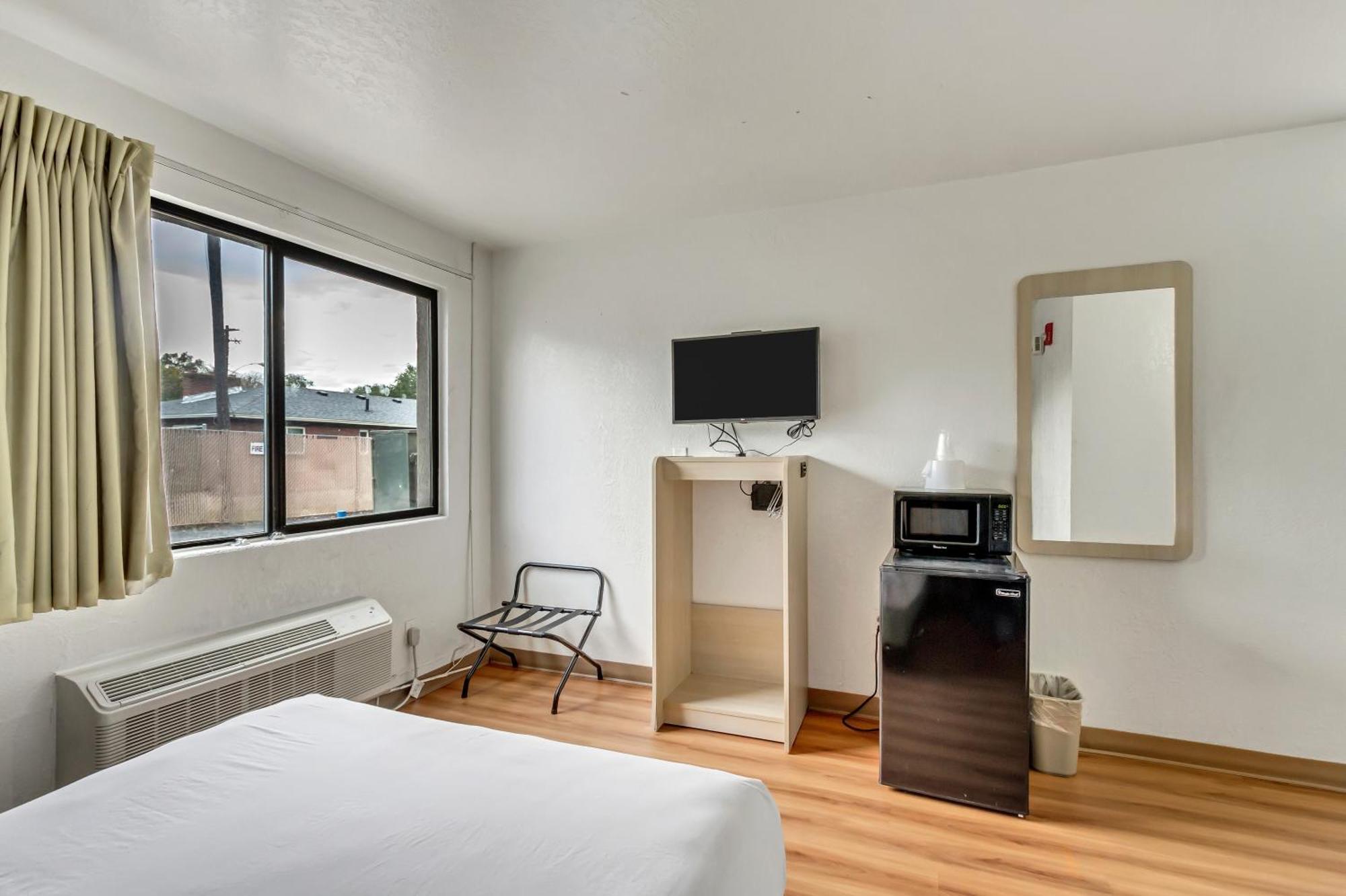 Motel 6 Ogden, Ut- Downtown Eksteriør bilde