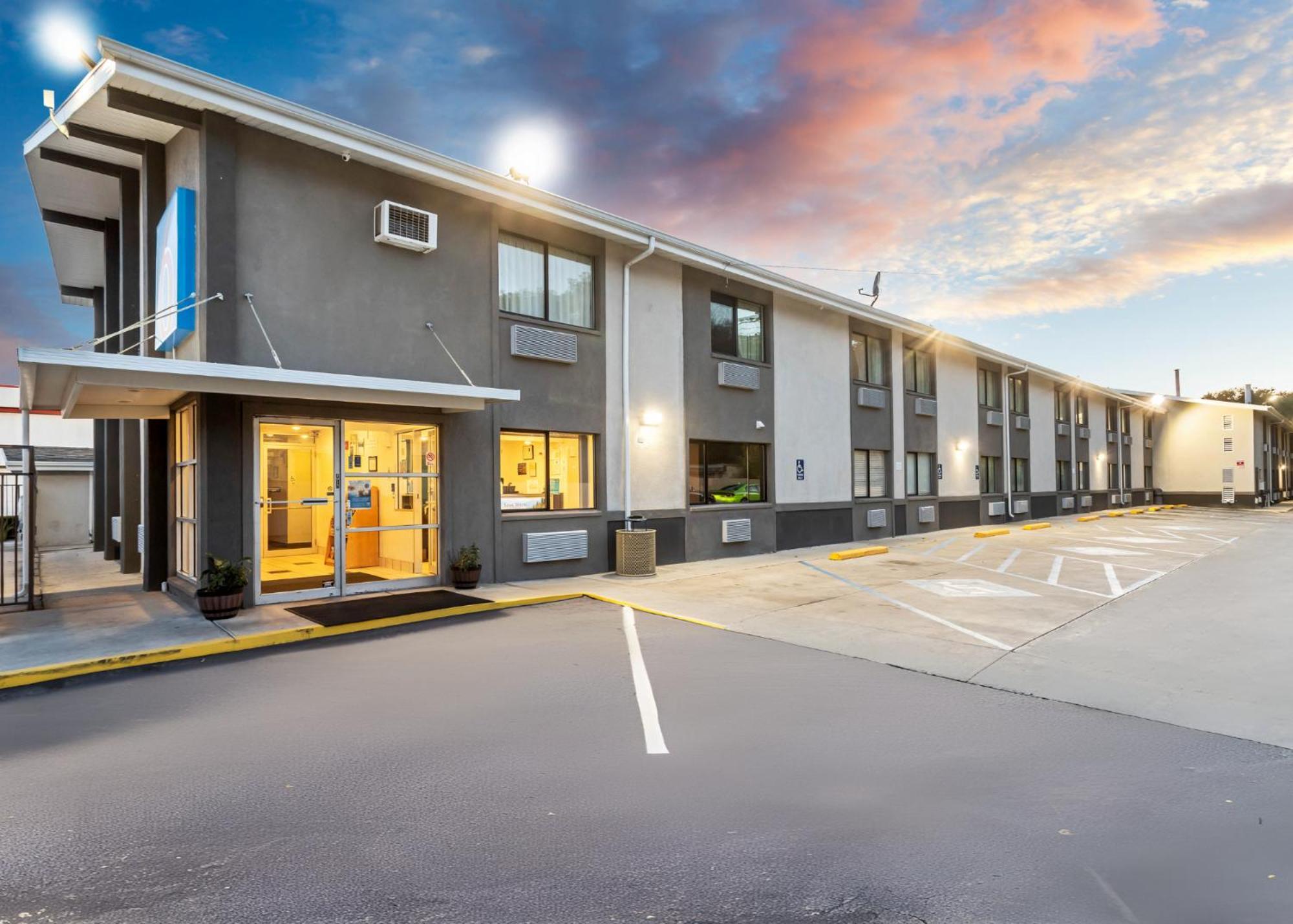 Motel 6 Ogden, Ut- Downtown Eksteriør bilde